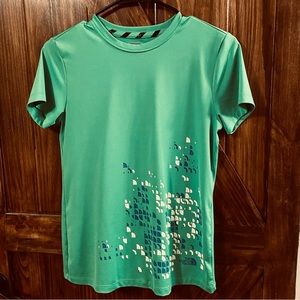 The North Face Athletic Tee Shirt. Sports. Exercise. Casual, Gym. Small